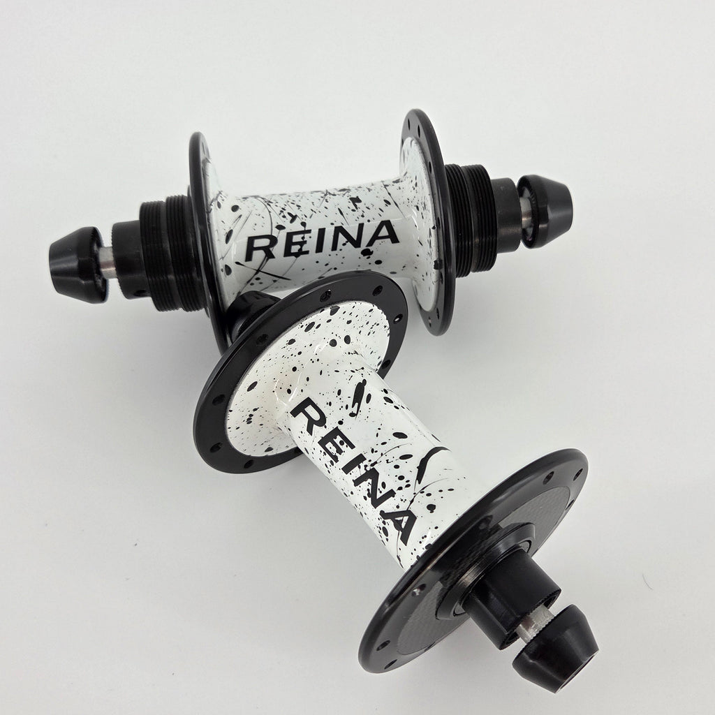 Reina High-Flange Carbon Track Hubs - Black Splash