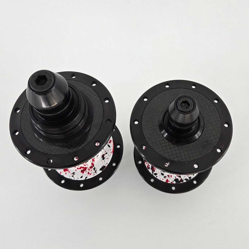Reina High-Flange Carbon Hubs - Blue, Red Splash