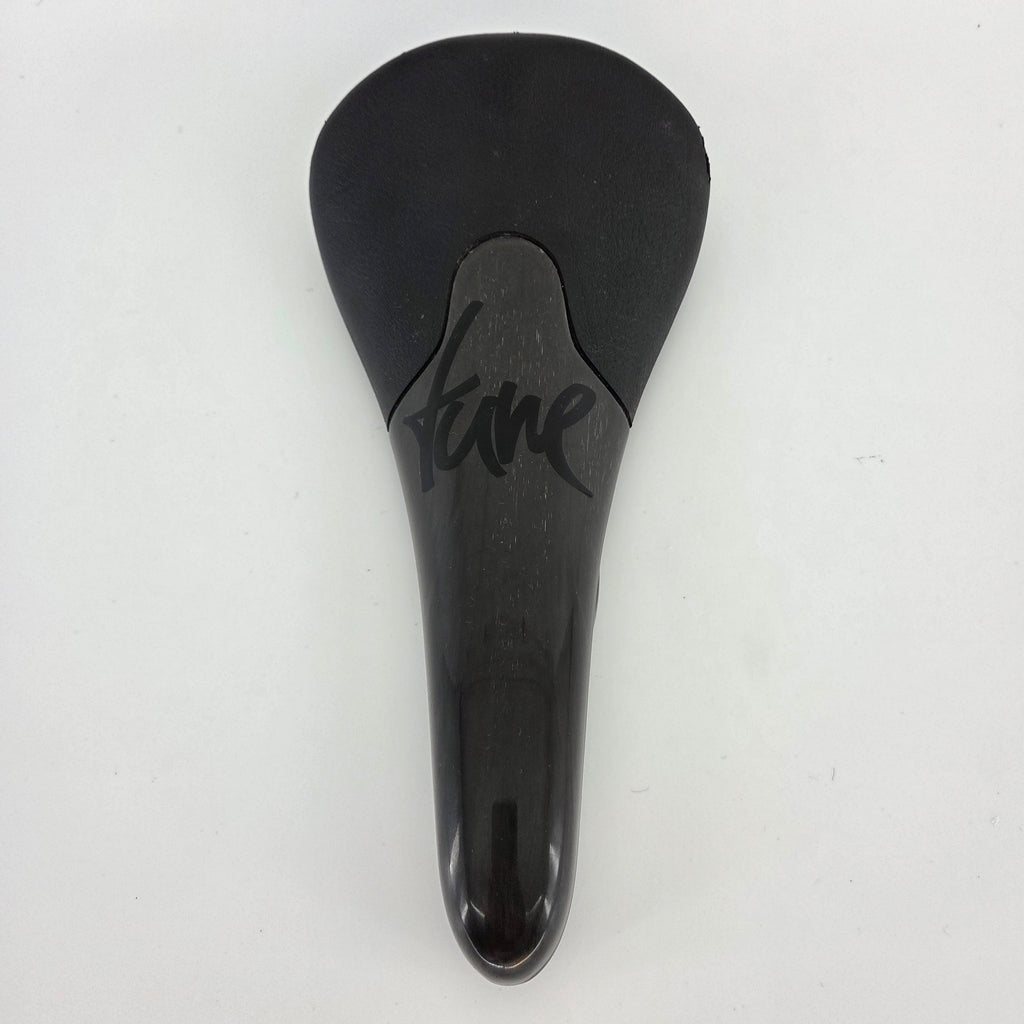Tune Komm-Vor Carbon Saddle - Black