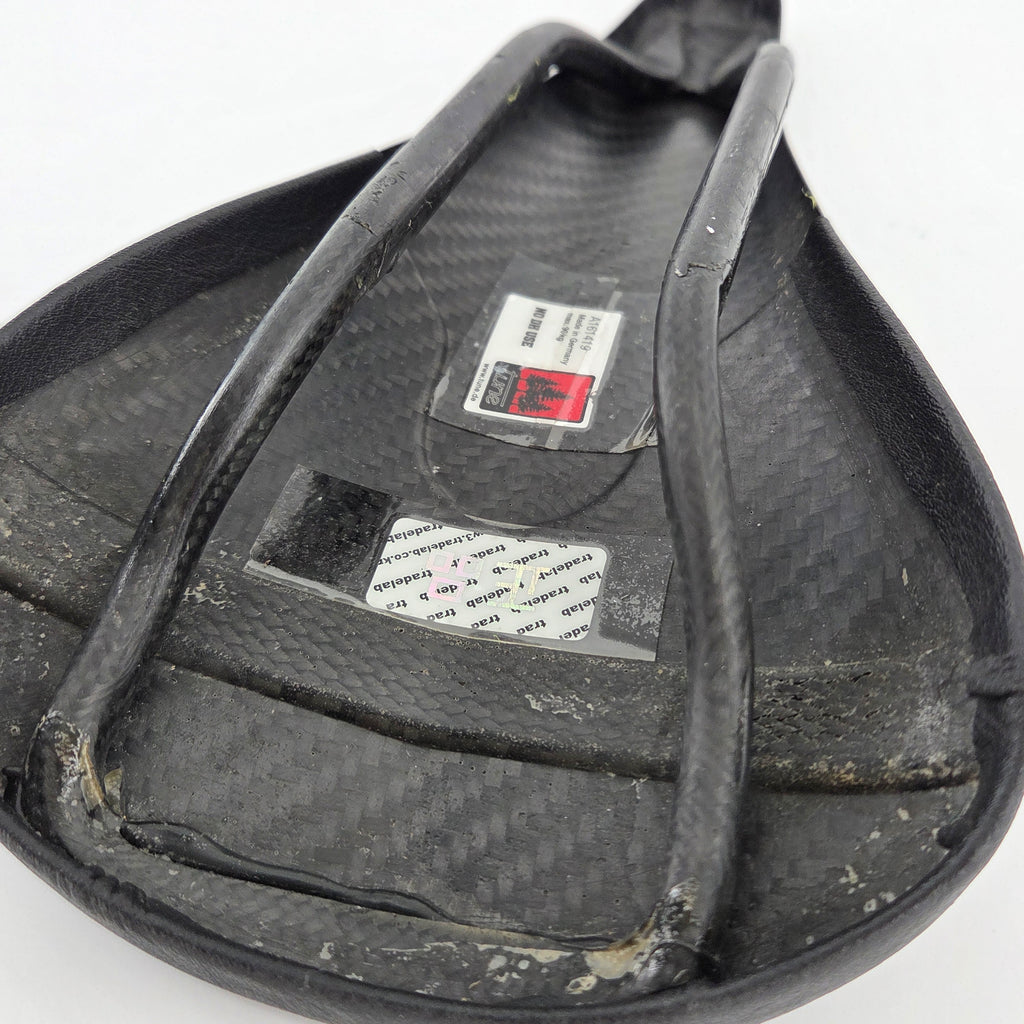 Tune Komm-Vor Carbon Saddle - Black