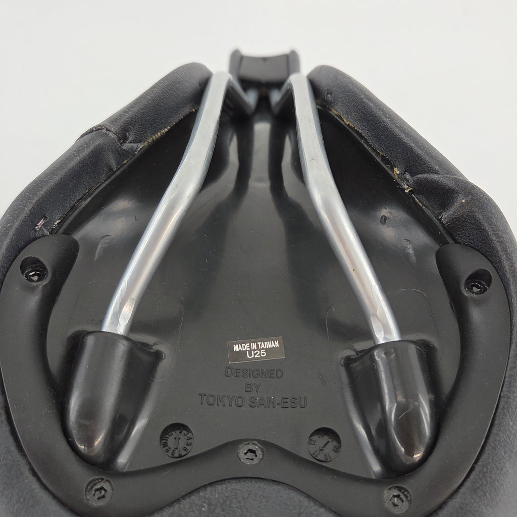 Unbranded Saddle