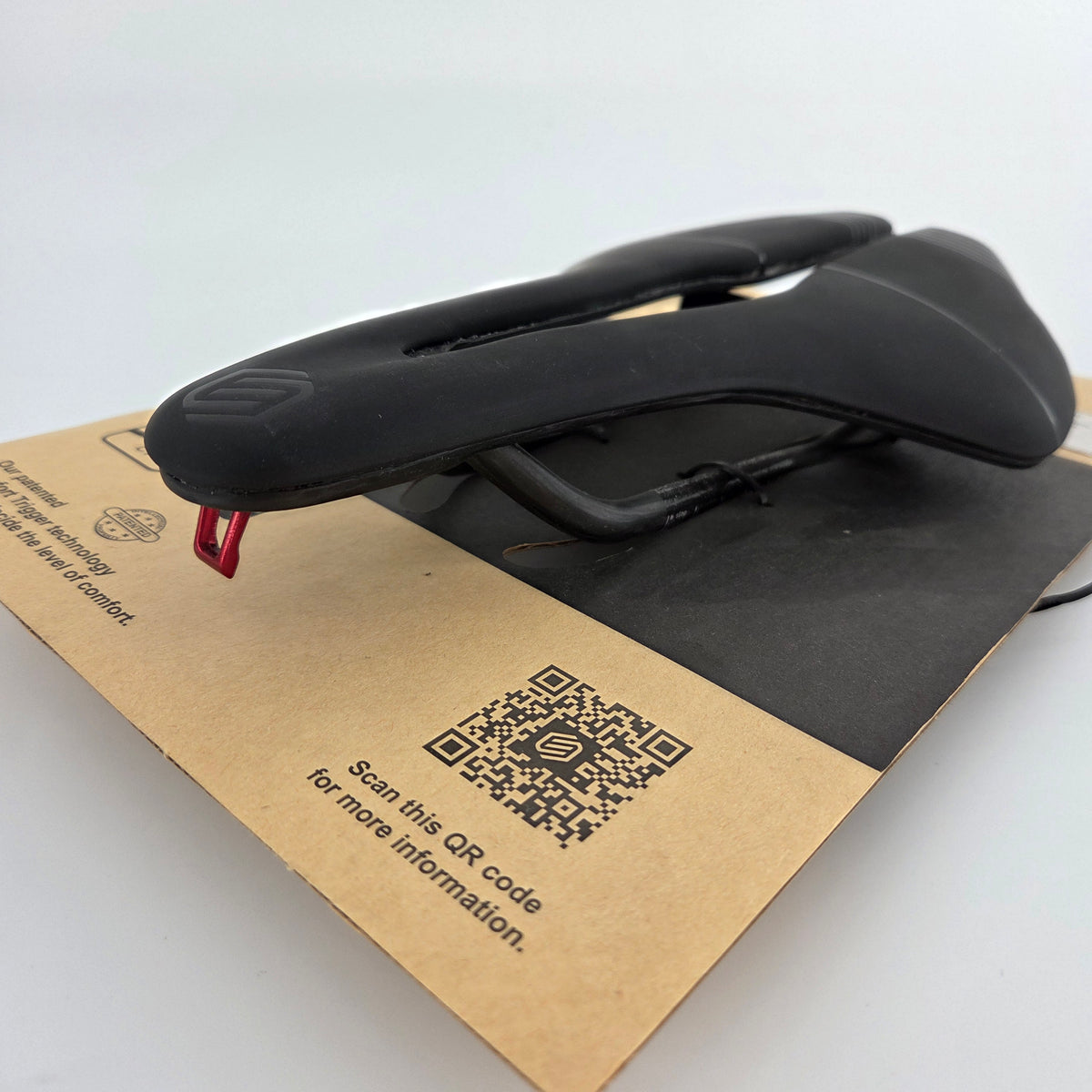 Genus CC-T ProRoad Saddle - Black