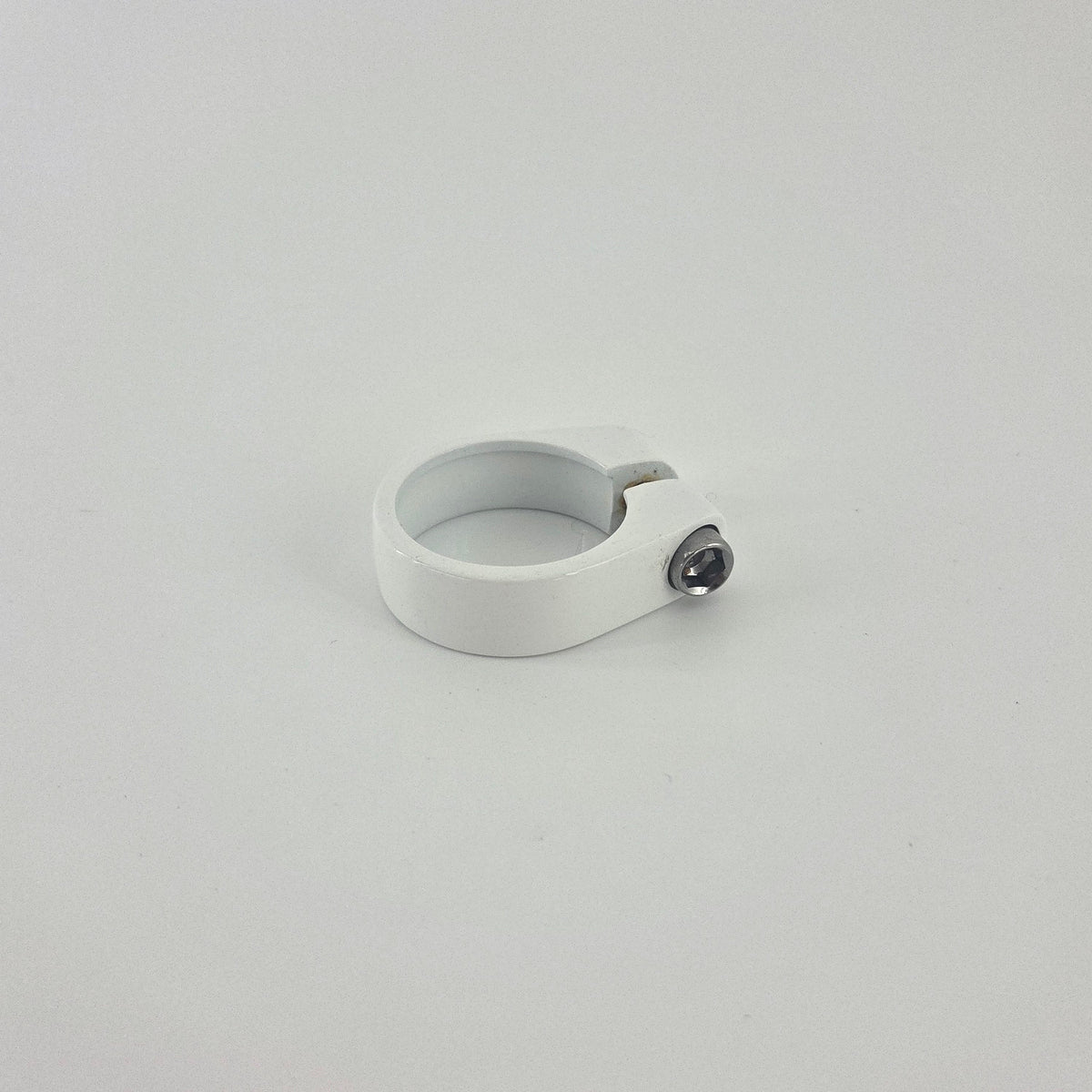Oversized White Seat Post Clamp