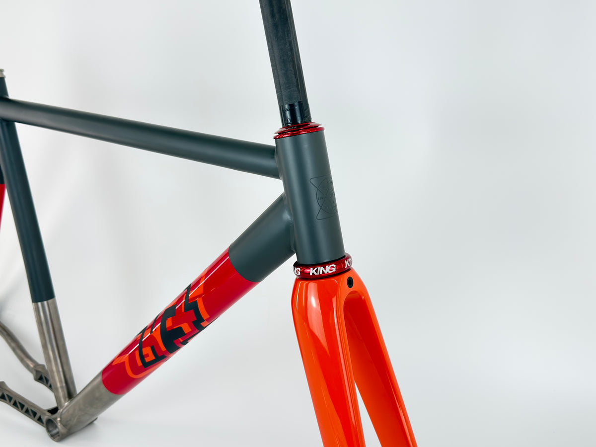 UNKNOWN x CCS Ti Frameset Daegu
