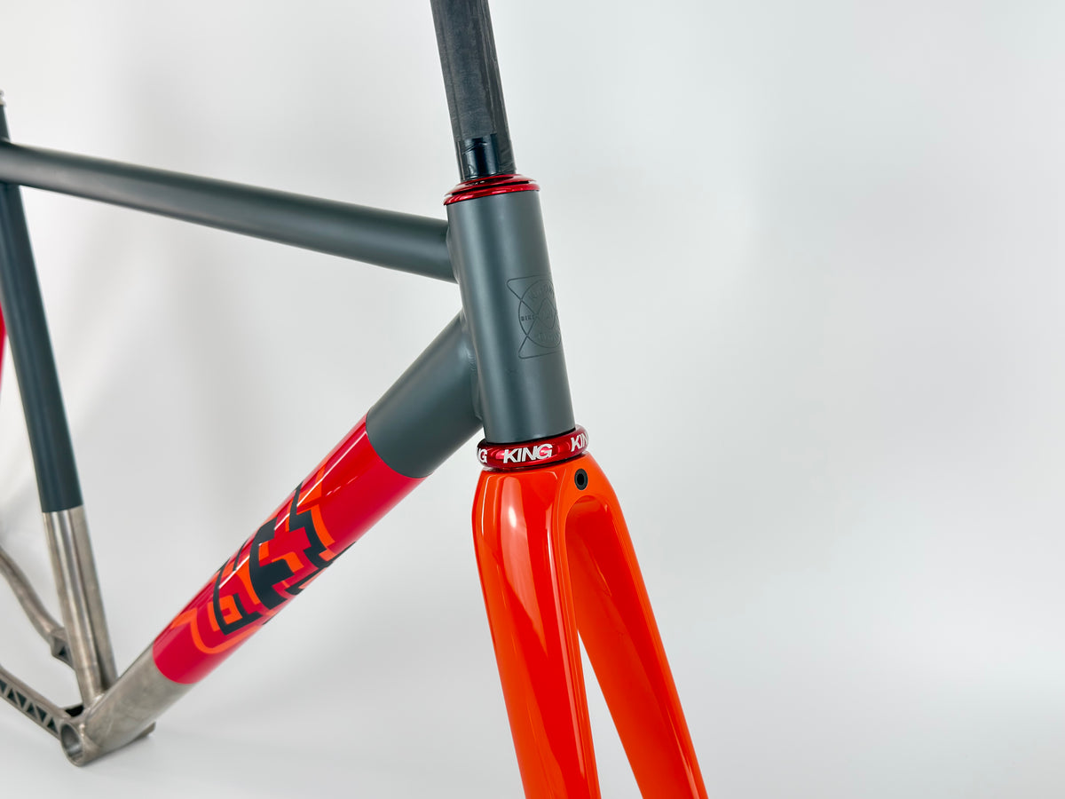 UNKNOWN x CCS Ti Frameset Daegu
