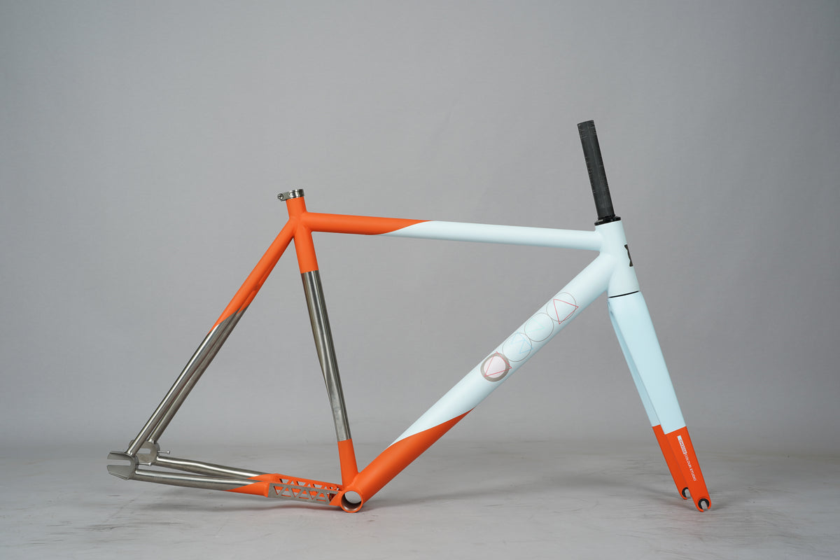 UNKNOWN x CCS Ti Frameset Seongsu